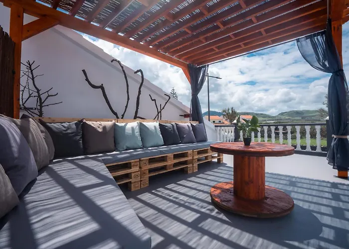 House Land Sea Pensjonat Ribeira Grande