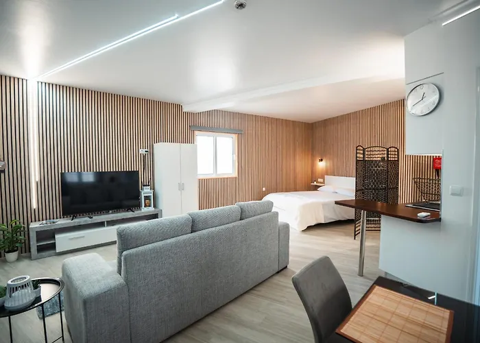 House Land Sea Ribeira Grande